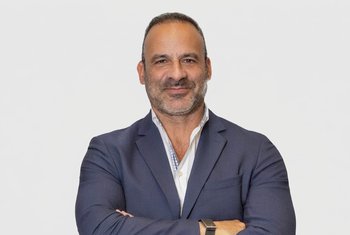 LRI21 nombra a David Ares director de Retail Nacional