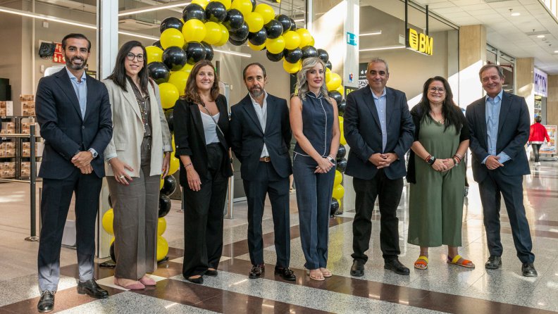 LRI21 incorpora a BM y Action al Centro Comercial Henares 2