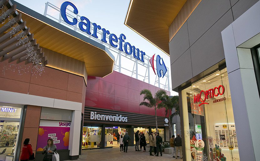 Carrefour cierra la venta de ocho supermercados en España