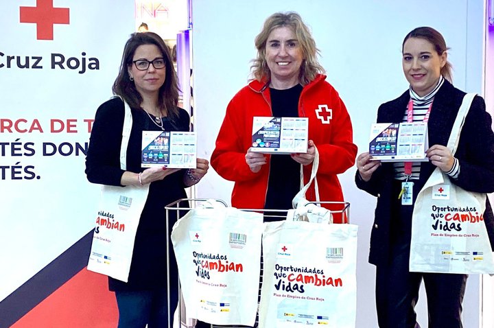 Río Shopping y Cruz Roja se unen para lanzar una campaña solidaria