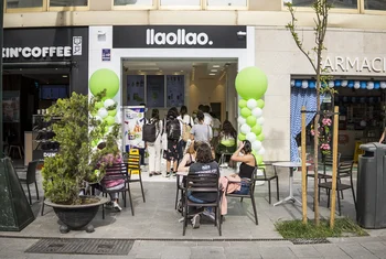 llaollao abre una nueva tienda en Sevilla