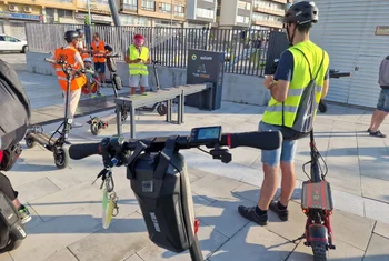 Vialia Vigo habilita el primer punto de carga solar de patinetes eléctricos de Galicia