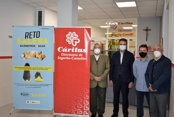 Salera dona 5.000 kilos de alimentos a Cáritas Diocesana de Segorbe-Castellón
