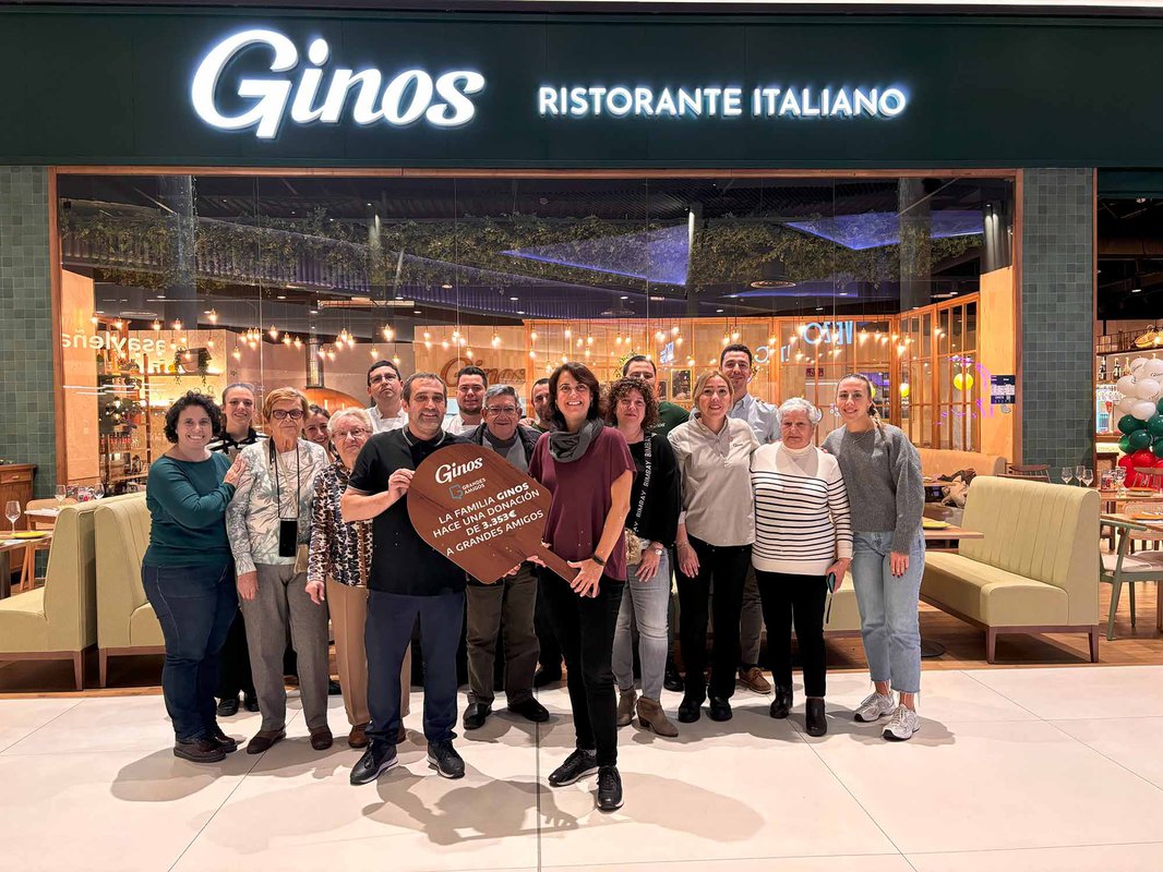 Ginos recauda más de 3.000 euros en Parque Corredor para el acompañamiento de personas mayores