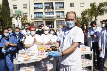 Dunkin' regala dulces al Hospital Regional de Málga
