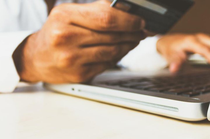 El ecommerce supera por primera vez los 18.000 millones de euros en España