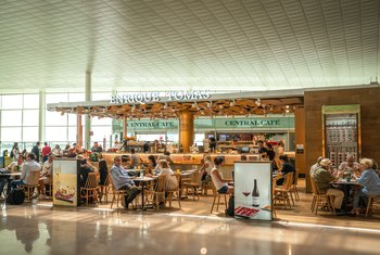 Enrique Tomás inaugura cuatro puntos de venta en el Aeropuerto de Shenzhen
