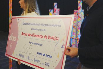 El Faro finaliza una campaña de recaudación para el Banco de Alimentos