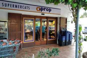 Eroski inaugura un nuevo supermercado franquiciado en Ibiza