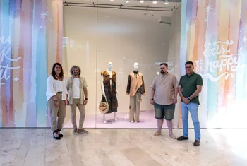 Álvaro Castillo presenta su nueva colección de moda en Puerto Venecia