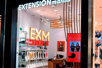 EXTENSIONmania inaugura un salón en el centro comercial Torrecárdenas