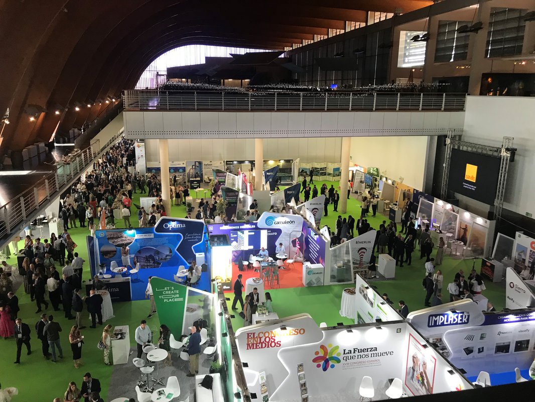 Más de un millar de personas participan en el Congreso de la AECC