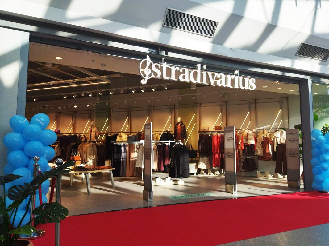 Stradivarius estrena nueva tienda en AireSur