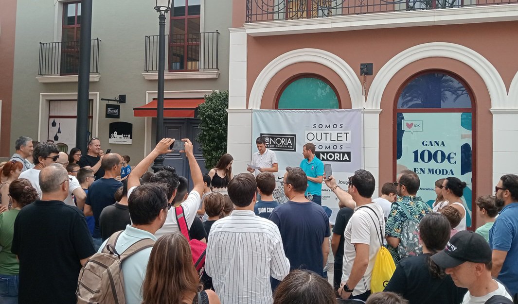 Ajedrez y motor se dan cita en La Noria Outlet este septiembre