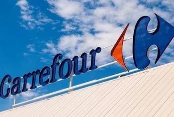 Carrefour se hace con 47 establecimientos de El Corte Inglés