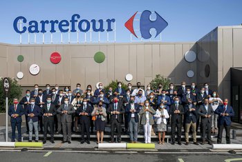 Carrefour firma con 50 fabricantes un pacto sobre transición alimentaria