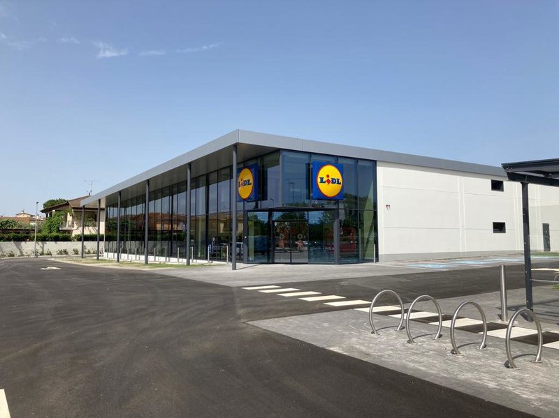 Lidl invierte 4,2 millones de euros en una nueva tienda en Figueres.