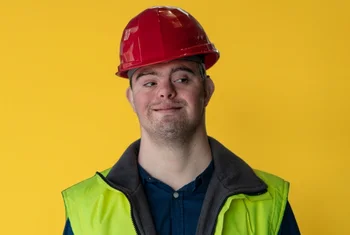 Ilusiona activa un campaña solidaria en sus centros para apoyar a Down España