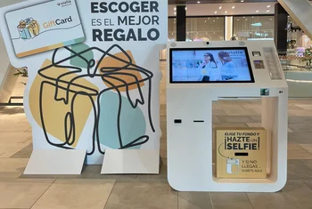 Vialia Vigo lanza una tarjeta regalo para utilizar en todas sus tiendas y restaurantes