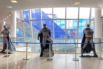 El universo Batman se cuela en Gran Vía de Vigo