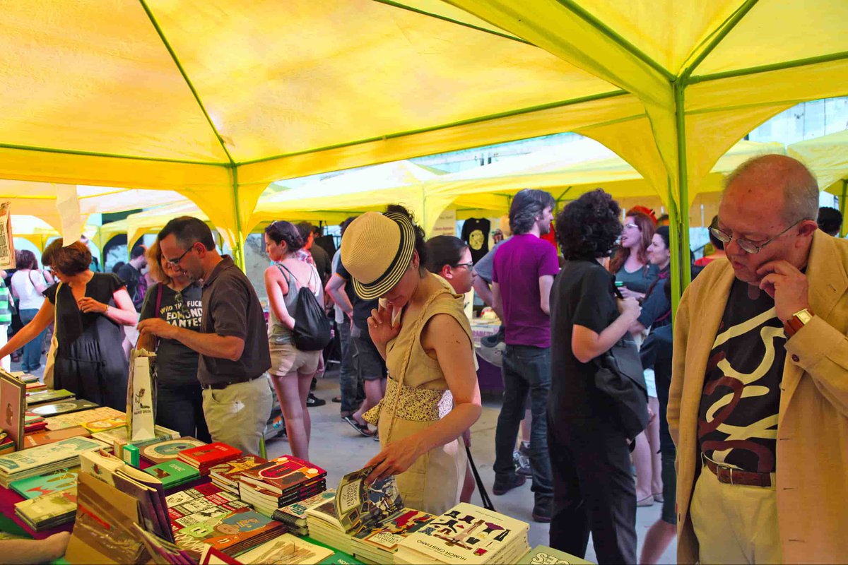 “¡Hostia un libro!”, el festival literario que llega a Quadernillos