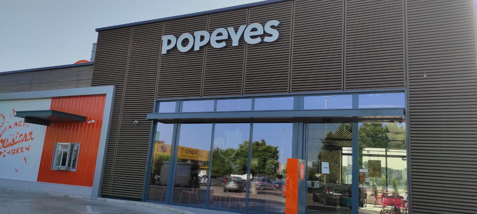 Popeyes abre su primer restaurante en Andalucía