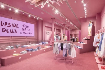 Mango inaugura una tienda pop up en Barcelona