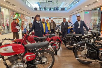 Vallsur inaugura una exposición de motos con más de 30 modelos únicos