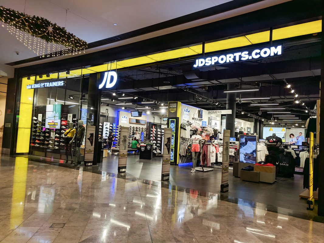 JD Sports adquiere DTLR por 495 millones de dólares