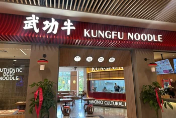 Kung Fu Noodle aterriza en Zubiarte