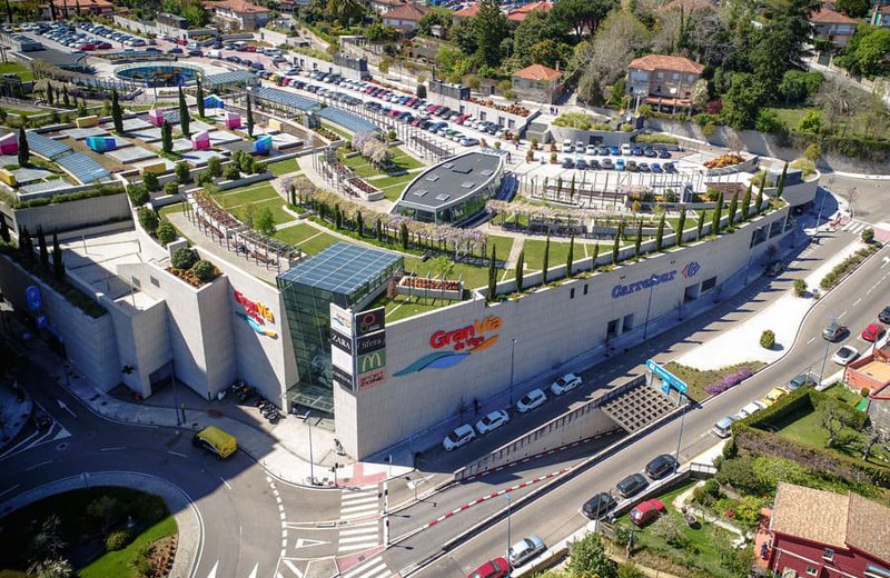 LAR ESPAÑA - Centro comercial Gran Vía de Vigo