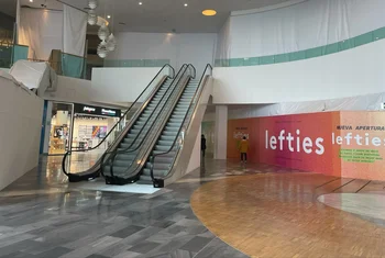 La tienda de Lefties de RÍO Shopping se convierte en la más grande Castilla y León