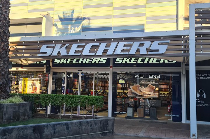 arrastrar America Compasión Luz Shopping refuerza su mix comercial con la llegada de Skechers - Revista  Centros Comerciales