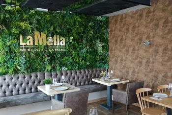 La Mafia abre un restaurante de 500 metros cuadrados en Vic