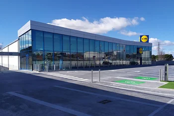 Lidl inaugura nueva tienda en Móstoles y reabre en Cordovilla