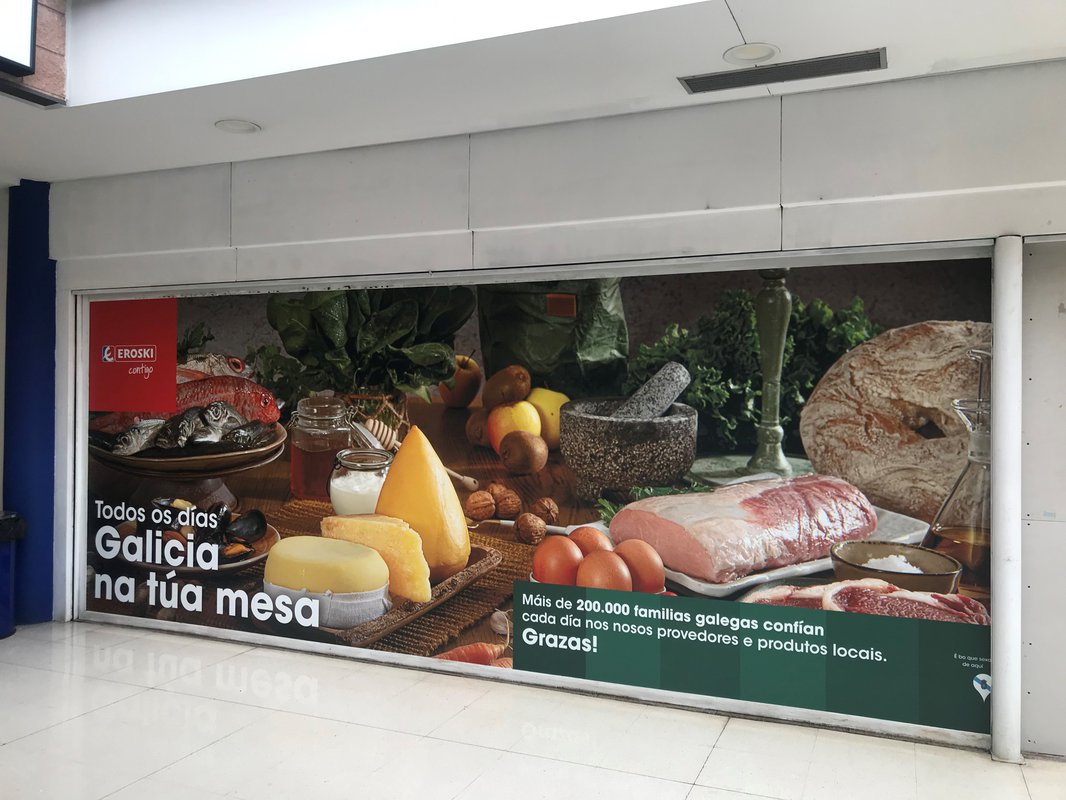 Eroski y Distrito Estudio llegan al centro comercial A Barca