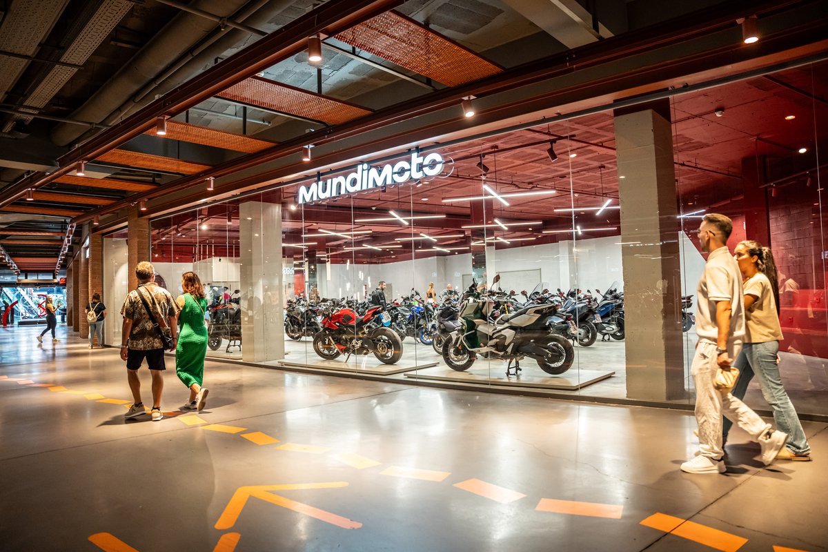 Mundimoto abre su primera flagship en X-Madrid