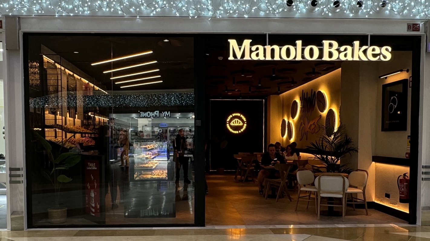 Manolo Bakes abre un local en el centro comercial Miramar