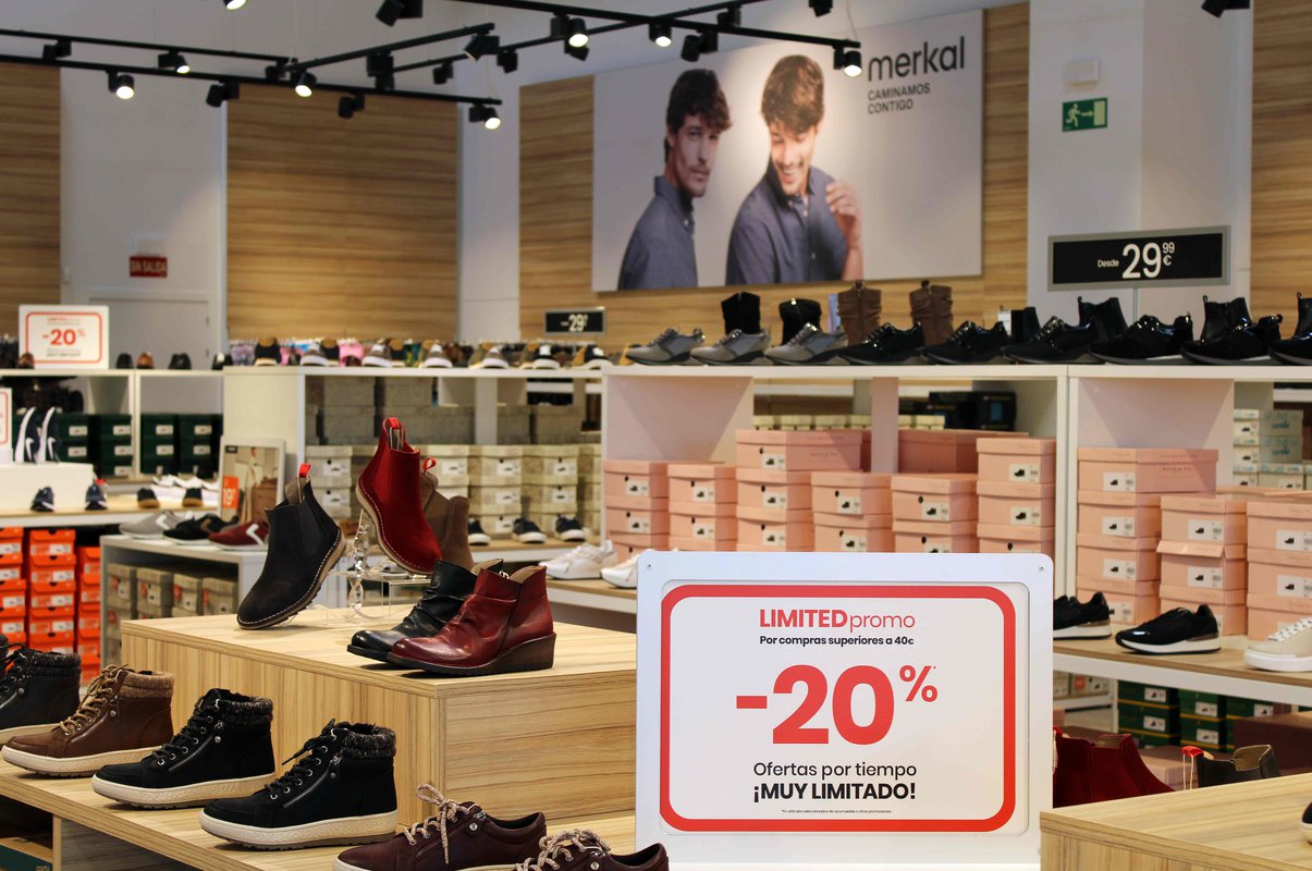 La oferta de calzado de La Torre Outlet Zaragoza crece con Merkal