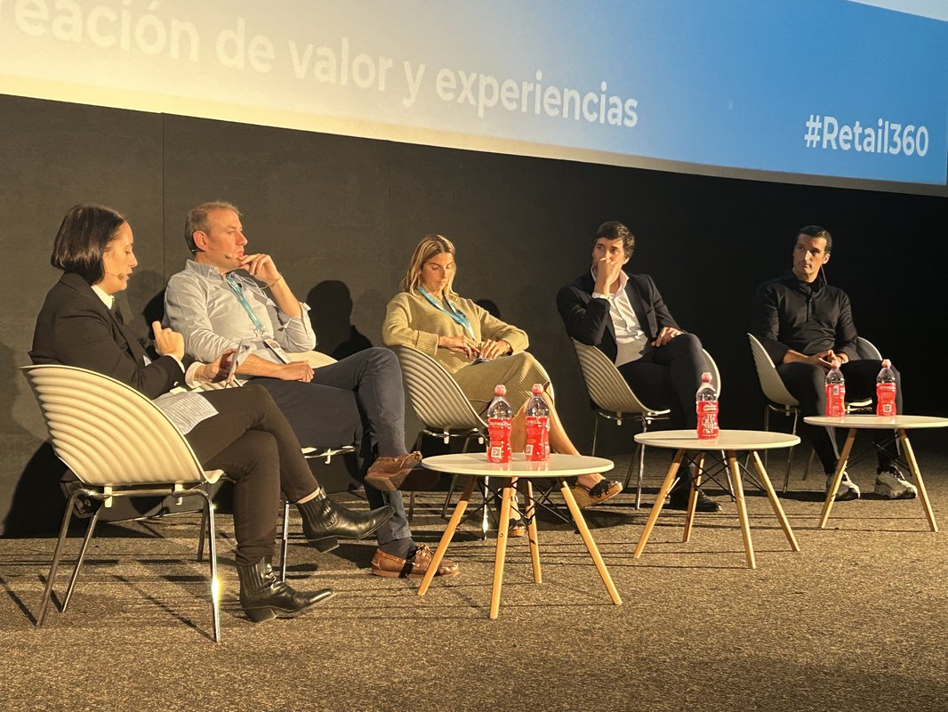 Más de un centenar de profesionales del sector analizan en Bonaire la capacidad de los centros y parques comerciales de crear valor y experiencias