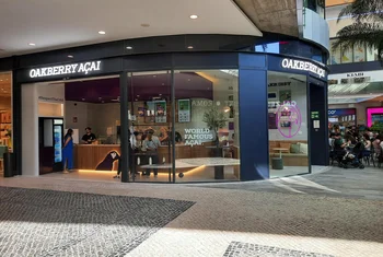 Finistrelles Shopping Centre incorpora marcas de restauración y joyería