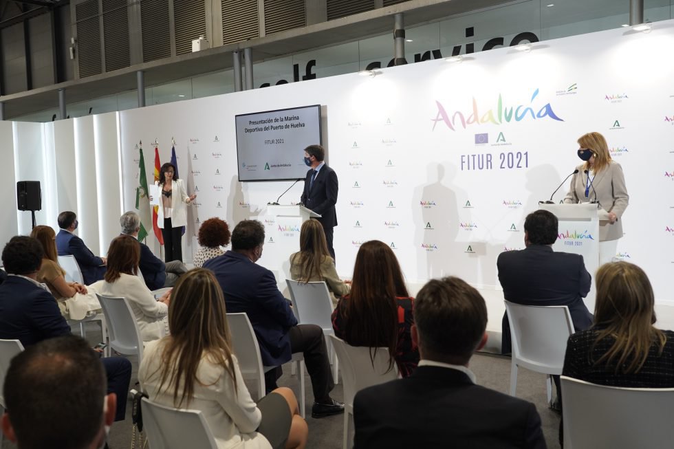 El Puerto de Huelva presenta en FITUR la Marina deportiva del Muelle de Levante