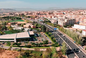 La promotora SUBA inicia un nuevo parque comercial y deportivo en Granada