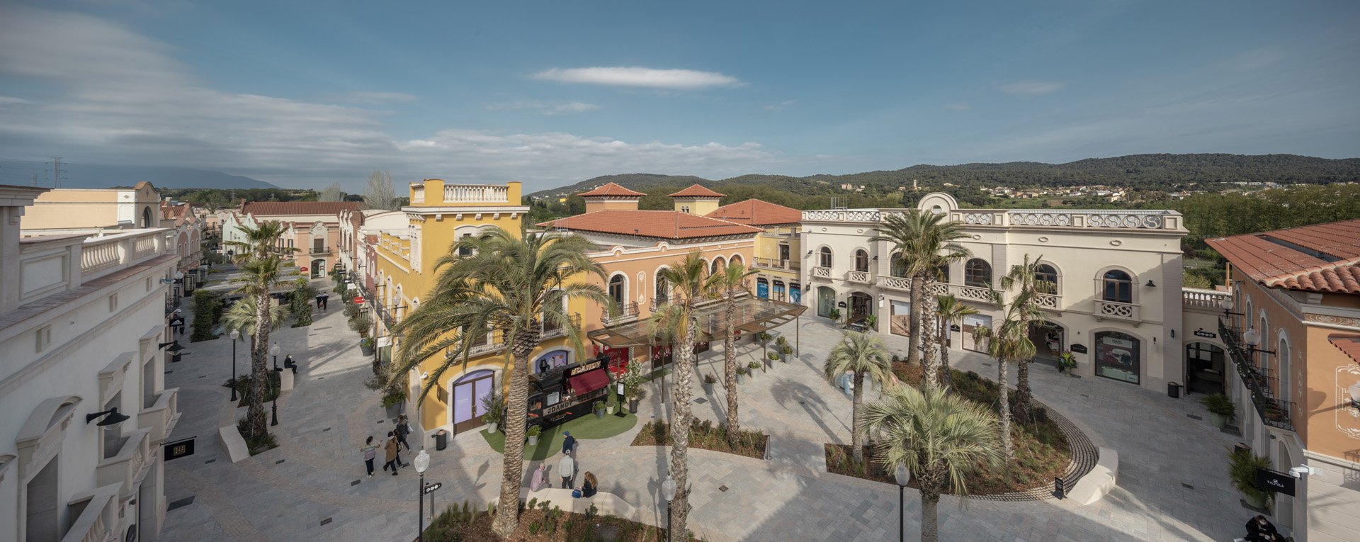 La remodelación de la Roca Village refuerza su oferta comercial