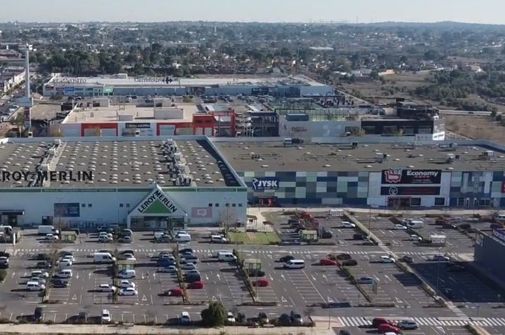 Aliseda Inmobiliaria vende el parque comercial El Osito a Iroko ZEN