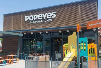 ​Popeyes supera los 50 restaurantes en apenas dos años