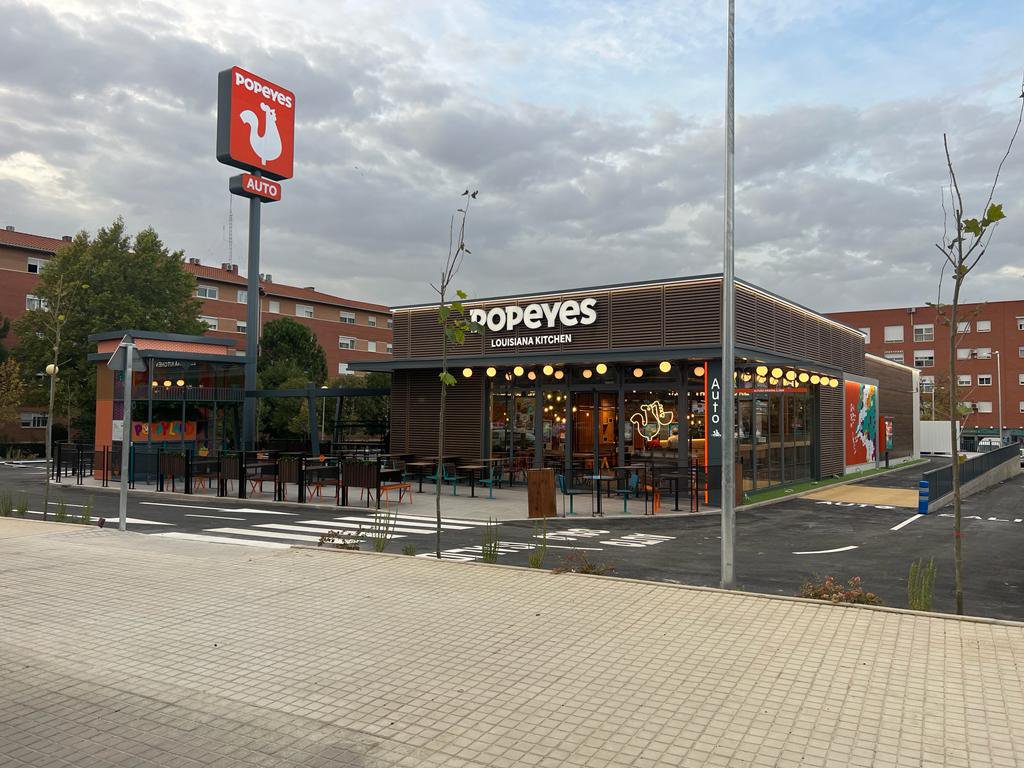 Popeyes alcanza los 30 restaurantes en la Comunidad Madrid