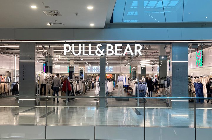 Pull&Bear amplía y renueva su tienda de Plenilunio