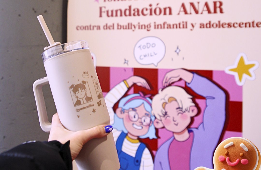 Quadernillos desarrolla una acción solidaria dentro de su agenda K-POP