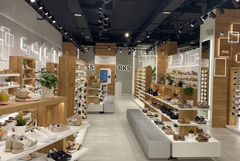 RKS amplía su red de tiendas abriendo en Plenilunio